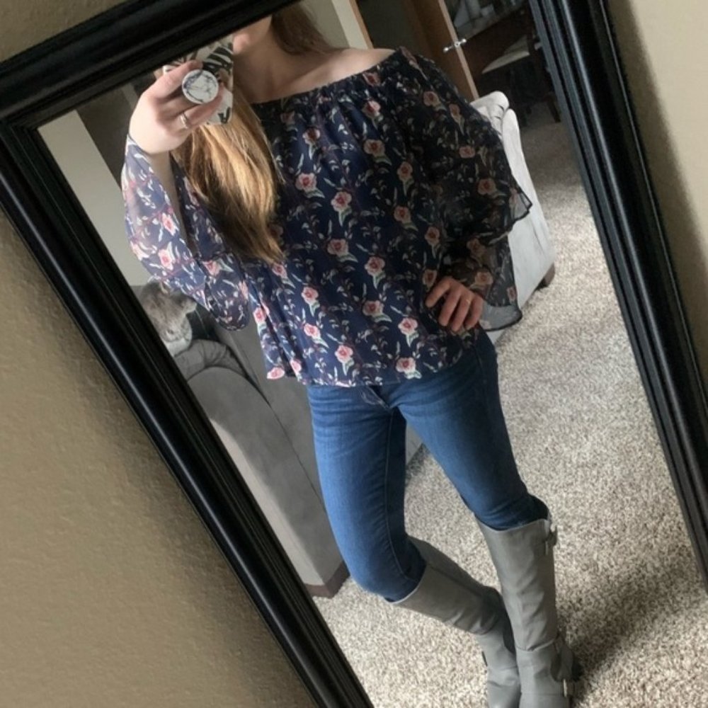 HOMMAGE Off the Shoulder Floral Top Size Large